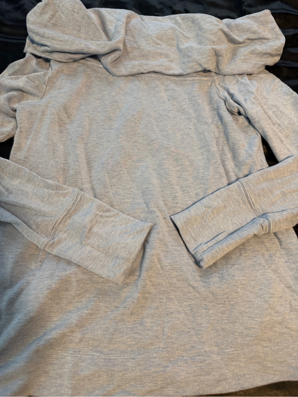 Sweater neckline identification